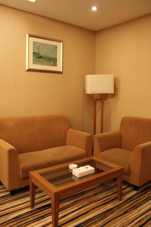 Shenzhen Luohu Railway Station Hotel - Commercial Building Rom bilde